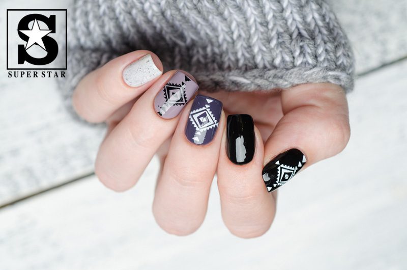 Top 10 sample dark color nails trend in this year