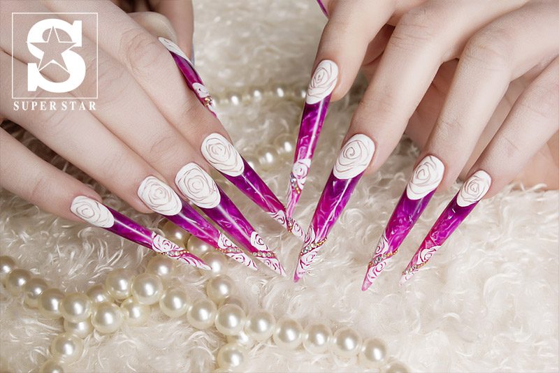 Challenge with the purple color on nail designs